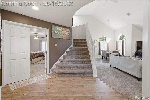 6432 Pinebrook Lane, Burton, MI 48509