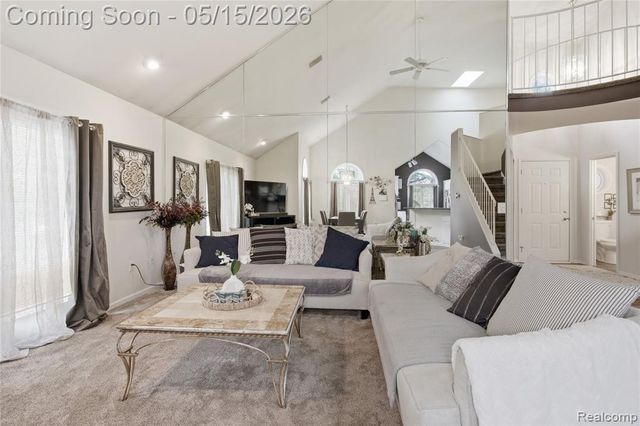 6432 Pinebrook Lane, Burton, MI 48509