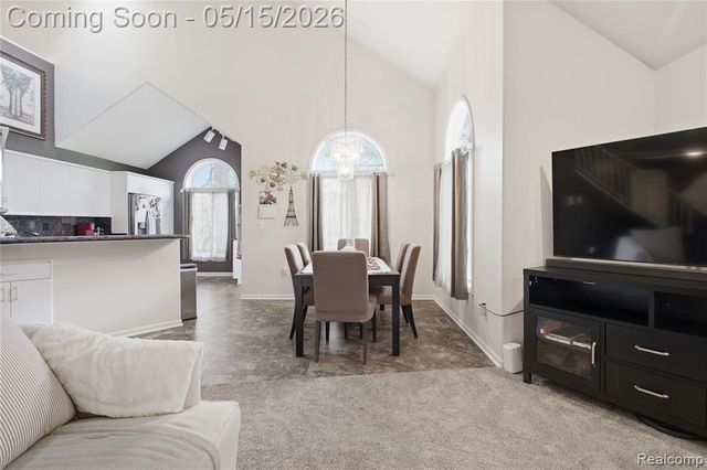 6432 Pinebrook Lane, Burton, MI 48509