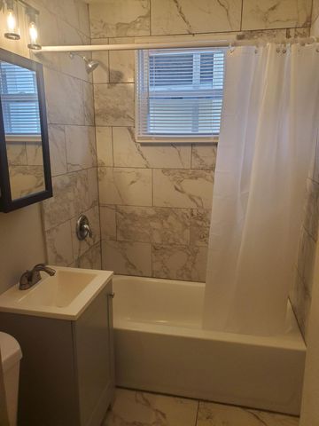 3024 15th Avenue S, Minneapolis, MN 55407