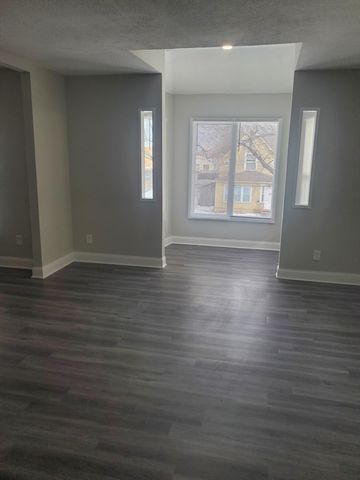 3024 15th Avenue S, Minneapolis, MN 55407