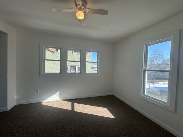 721 S 6th Street, Clinton, IA 52732