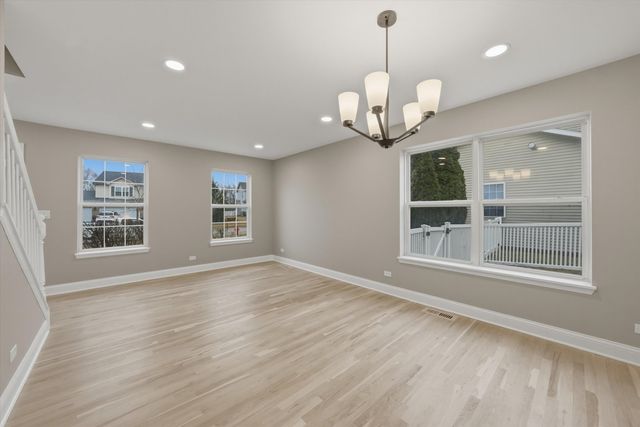 3709 Squires Mill Road, Joliet, IL 60431