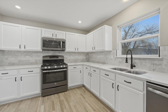 3709 Squires Mill Road, Joliet, IL 60431