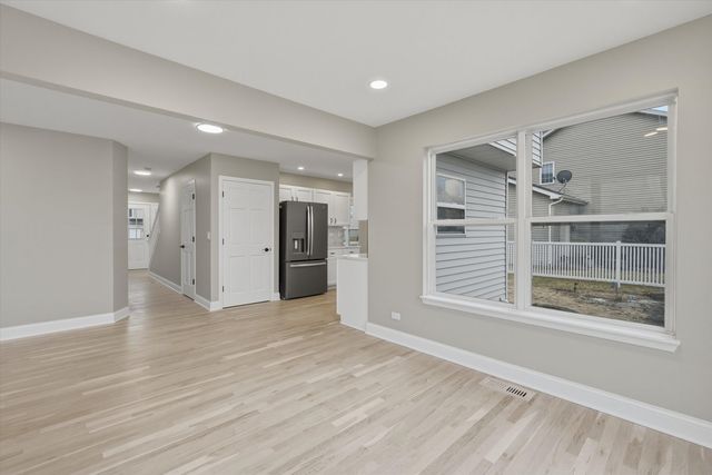 3709 Squires Mill Road, Joliet, IL 60431