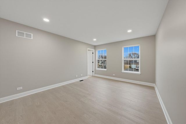 3709 Squires Mill Road, Joliet, IL 60431