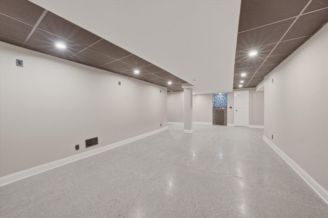 3709 Squires Mill Road, Joliet, IL 60431