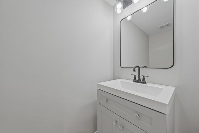 3709 Squires Mill Road, Joliet, IL 60431