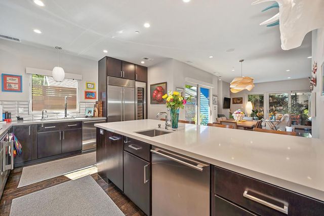 2210 Blues Aly, Sacramento, CA 95816