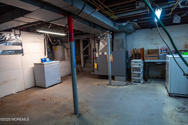 923 Woodland Avenue, Wall, NJ 07719