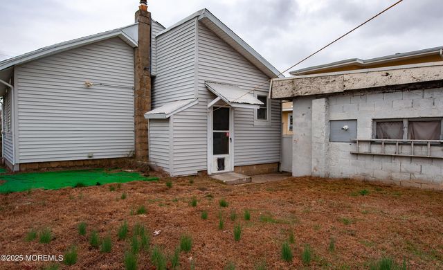 923 Woodland Avenue, Wall, NJ 07719