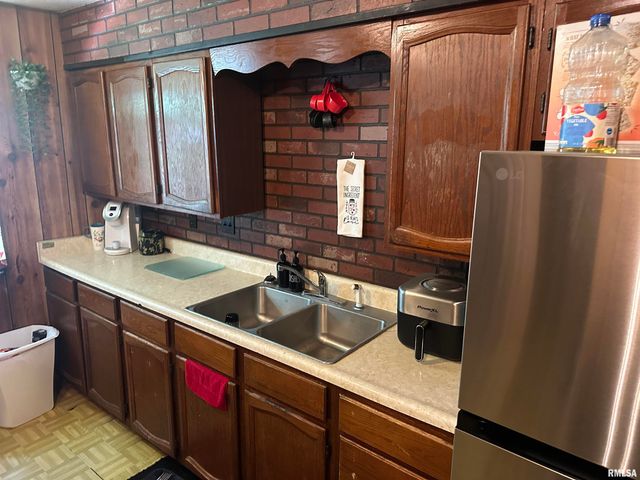946 S TONTI Circle, Peoria, IL 61605