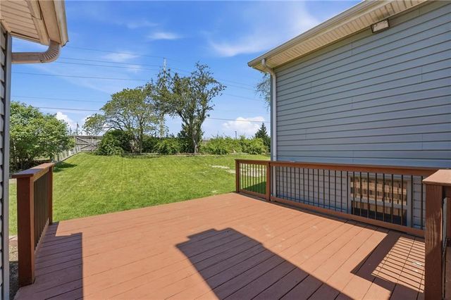 211 NE Hearnes Avenue, Blue Springs, MO 64014