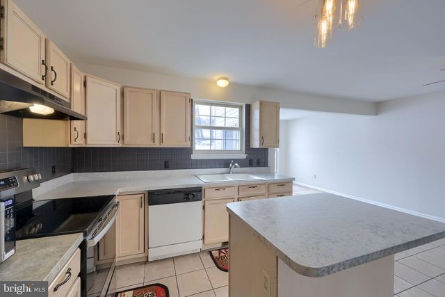 151 CHANDLER DR, Red Lion, PA 17356