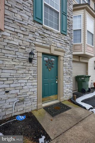 151 CHANDLER DR, Red Lion, PA 17356