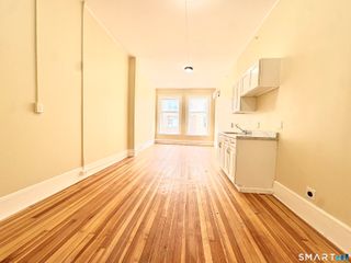 105 Bank Street 3A, Waterbury, CT 06702