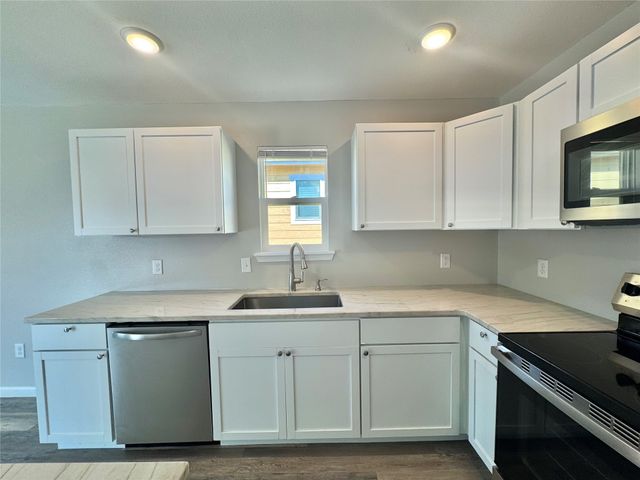 4111 W 57th Street A, Tulsa, OK 74107