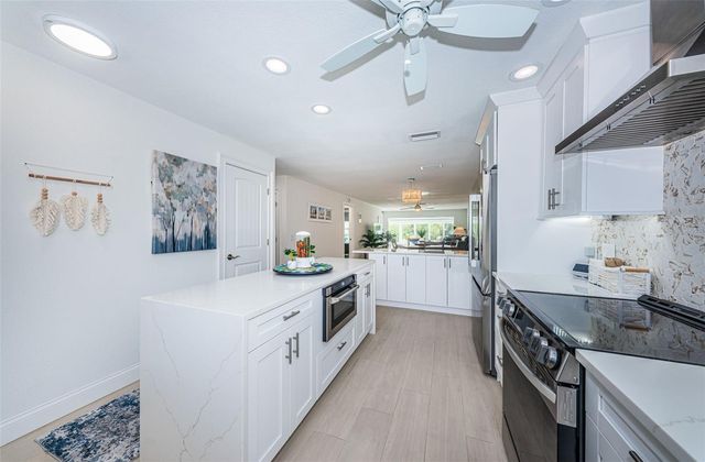 476 BOCA CIEGA POINT BOULEVARD S, St Petersburg, FL 33708