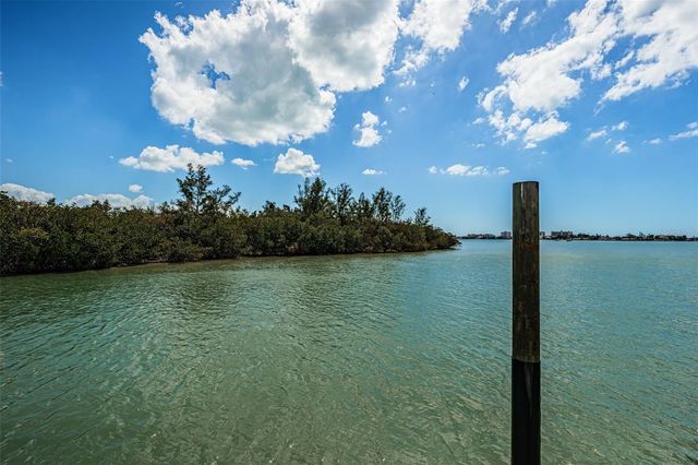 476 BOCA CIEGA POINT BOULEVARD S, St Petersburg, FL 33708