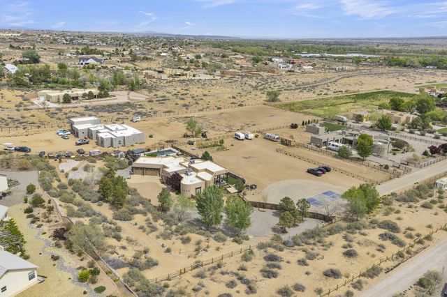23 Paseo C De Baca Road, Corrales, NM 87048