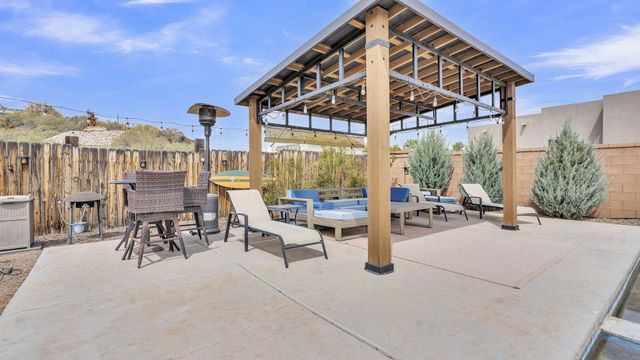 23 Paseo C De Baca Road, Corrales, NM 87048