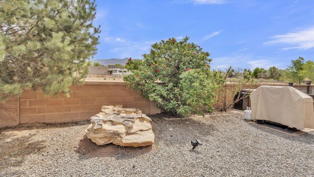 23 Paseo C De Baca Road, Corrales, NM 87048