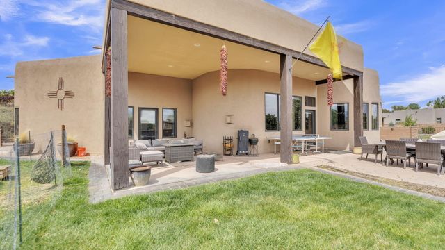 23 Paseo C De Baca Road, Corrales, NM 87048