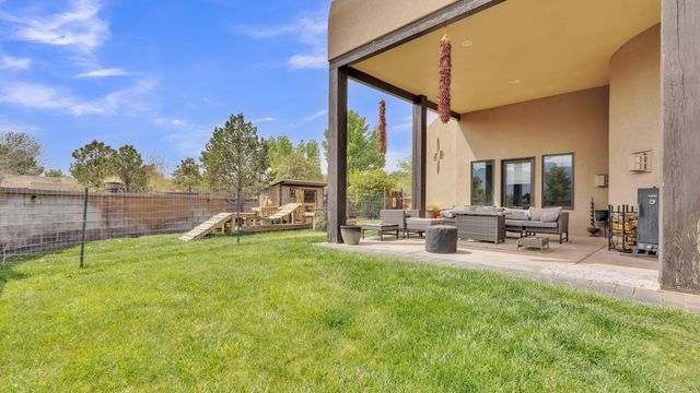 23 Paseo C De Baca Road, Corrales, NM 87048