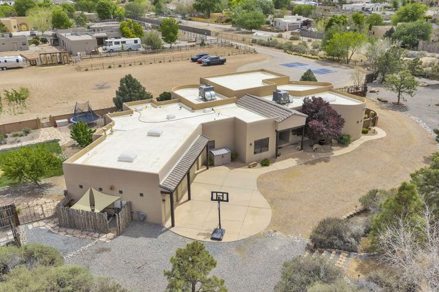 23 Paseo C De Baca Road, Corrales, NM 87048