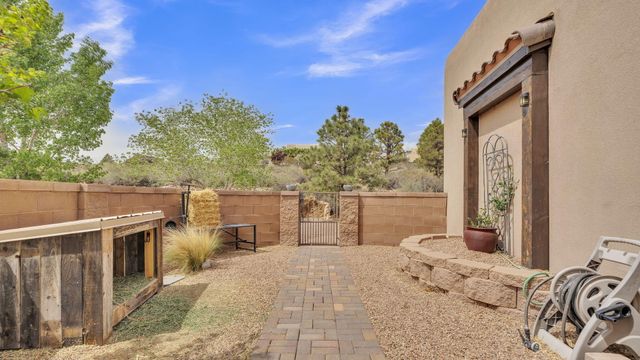 23 Paseo C De Baca Road, Corrales, NM 87048