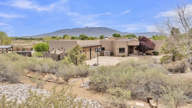 23 Paseo C De Baca Road, Corrales, NM 87048