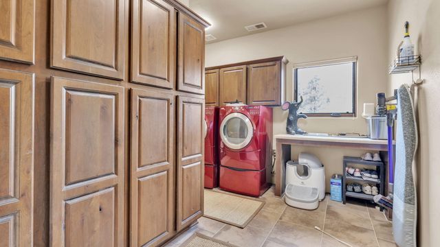 23 Paseo C De Baca Road, Corrales, NM 87048