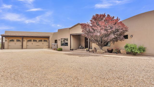 23 Paseo C De Baca Road, Corrales, NM 87048