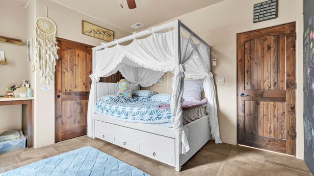23 Paseo C De Baca Road, Corrales, NM 87048