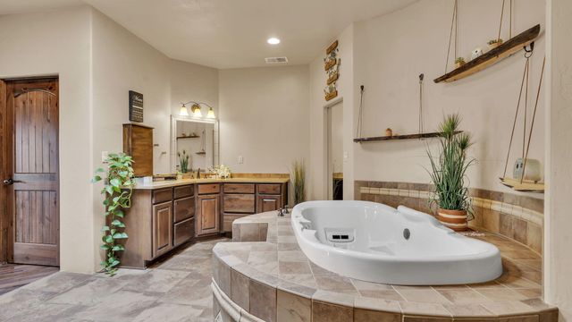 23 Paseo C De Baca Road, Corrales, NM 87048