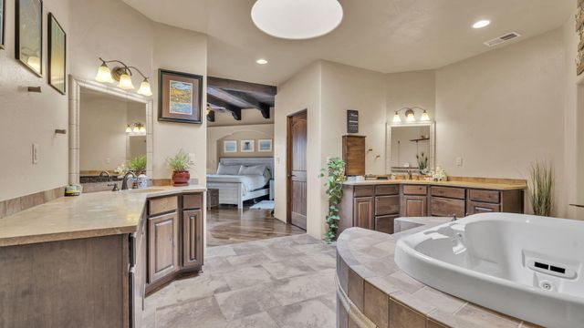 23 Paseo C De Baca Road, Corrales, NM 87048