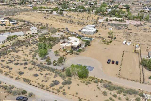 23 Paseo C De Baca Road, Corrales, NM 87048
