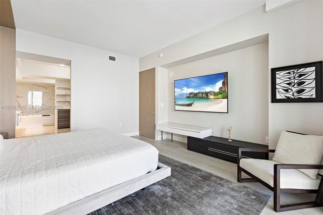 5500 Island Estates Dr 506, Aventura, FL 33160