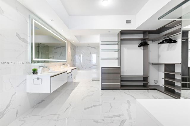 5500 Island Estates Dr 506, Aventura, FL 33160