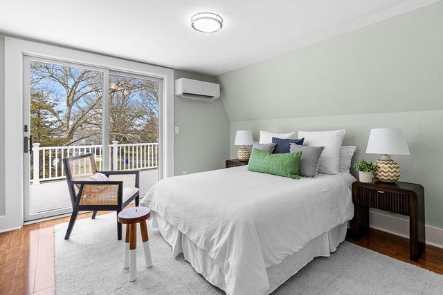5 Bell Rd Ext, Bourne, MA 02532