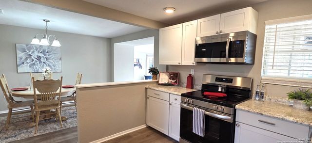 349 Avenue D, Poteet, TX 78065