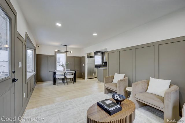 3221 Harris Street, Ferndale, MI 48220