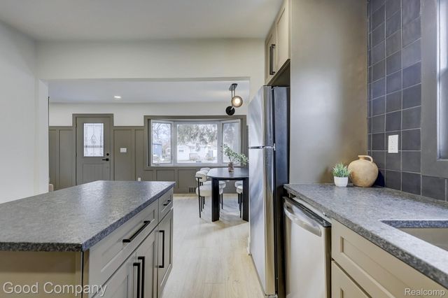 3221 Harris Street, Ferndale, MI 48220