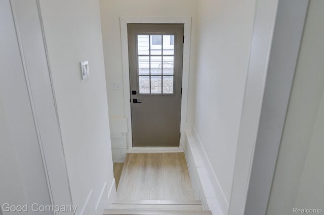 3221 Harris Street, Ferndale, MI 48220