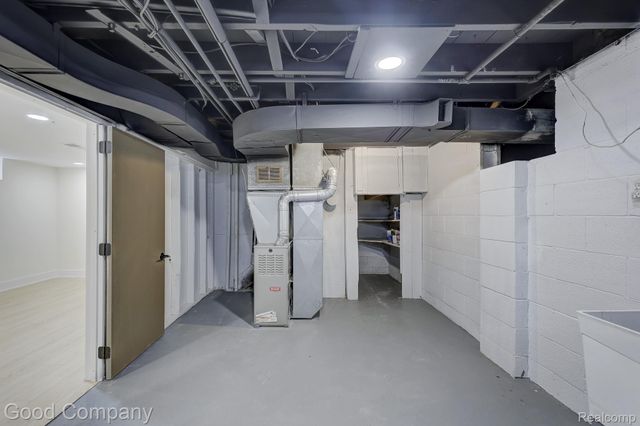 3221 Harris Street, Ferndale, MI 48220