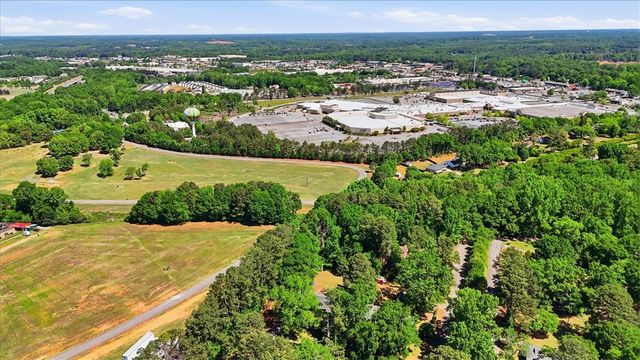 504 Jeb Stuart Avenue, Anderson, SC 29625