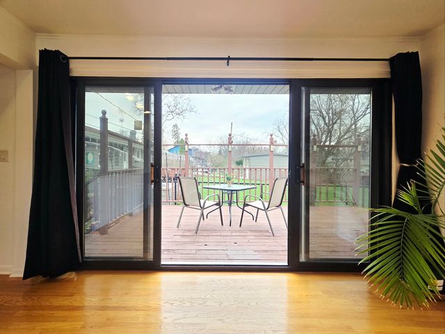 220 S President Street, Wheaton, IL 60187