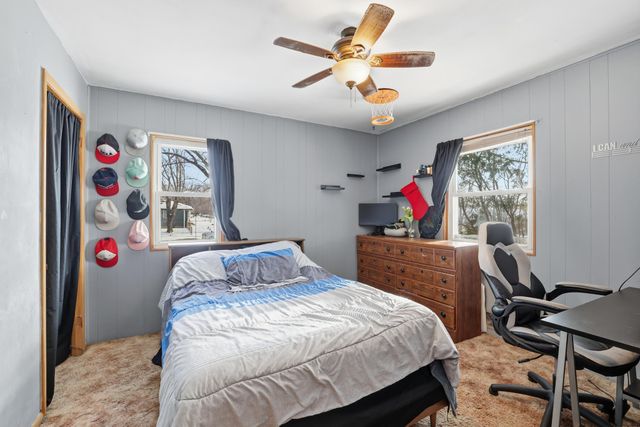 2447 Minnehaha Avenue E, Maplewood, MN 55119