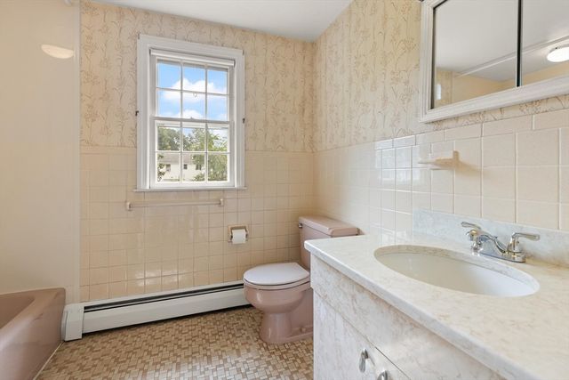 44 Pennsylvania Ave., Reading, MA 01867