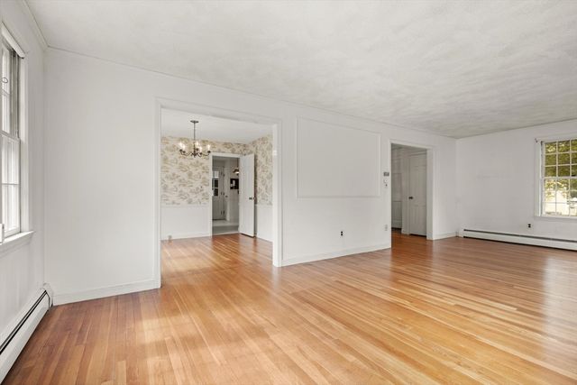 44 Pennsylvania Ave., Reading, MA 01867
